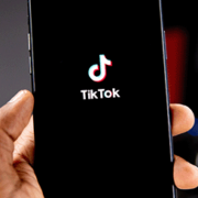 TikTok am Smartphone